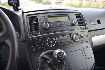 Volkswagen Multivan 2.5TDi 128KW 4x4/7MÍST/TAŽNÉ/ - 18
