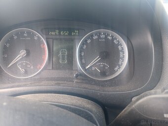 Škoda Fabia 2 Combi  1.2 51kw r.2009 - 18