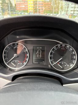 Škoda Octavia 1.6 TDI 77 kW, r.v. 2011, sedan - 18