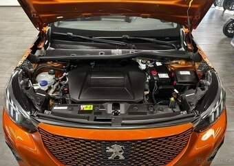Peugeot 2008 GT 50kWh Zaruka 1rok 100 kw - 18