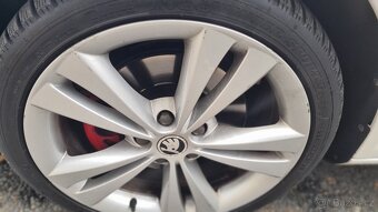 ŠKODA OCTÁVIA 2 RS Kombi 2,0TSi 147kW Manuál. - 18
