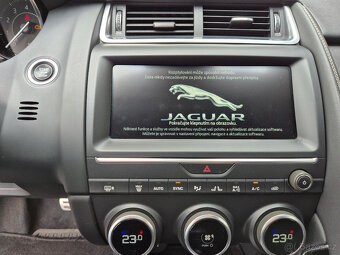 Jaguar E-Pace 2,0Ti P250 184Kw R-Dynamic Led 529.999Kč - 18