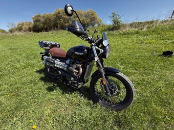 Exkluzivní Triumph Street Scrambler 900 - 18