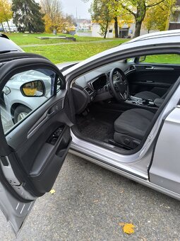 Ford Mondeo mk5 - 18