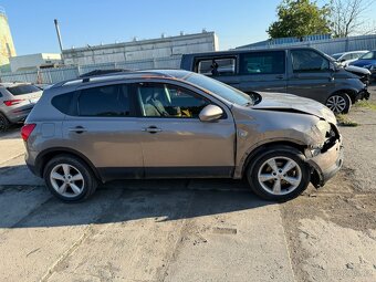 Nissan Qashqai 2.0d 4x4 2009 pojizdne navi panorama - 18