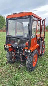 malotraktor MT 8 150 s kabinou - 18