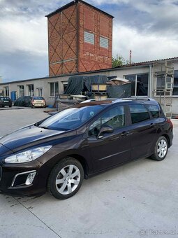 Peugeot 308SW 2011 - 18