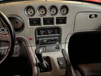 Dodge Viper RT/10 8.0 V10 - 18