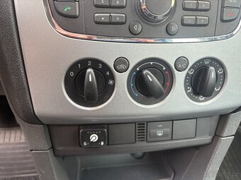 Ford Focus 1.6 LPG - 18