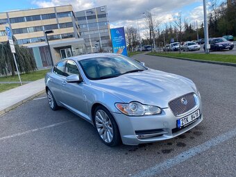 Jaguar XF 2.7 V6 152KW pohonX2 - 18