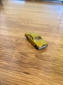 Matchbox autíčka 10 kusů - 18