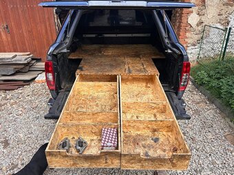 Nissan Navara D40 - 18