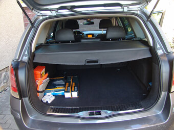Opel Astra H combi 1.6i 16V 77KW - 18