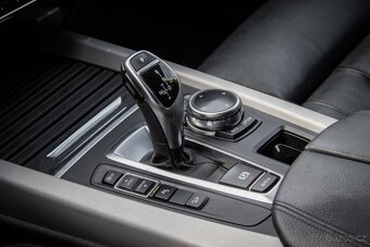 BMW X5 xDrive40d A/T, 230 kW / AJ NA SPLÁTKY / PROTIÚČET / - 18