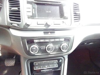 Volkswagen Sharan 2,0 TDI, automat, 7 míst - 18