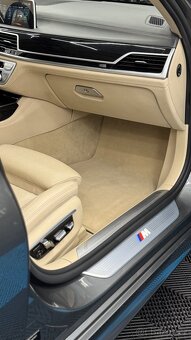 BMW 740d xDrive,G11,M paket,ČR,TOP STAV,aktivní výfuk - 18