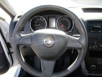 ŠKODA YETI 1,2TSi 77kw Ambiente bez koroze 04/2014 - 18