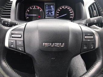 Isuzu D MAX 2,5 TD 120kW - 18
