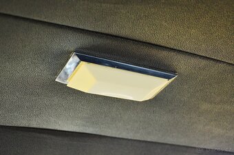 Ford Fairlane 500 z roku 1968 - 18