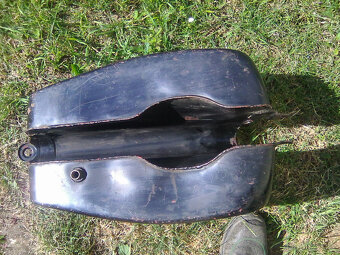 čz 250/350 471/472- motor,duralové kolo,kryt řetězu,nádrž... - 18