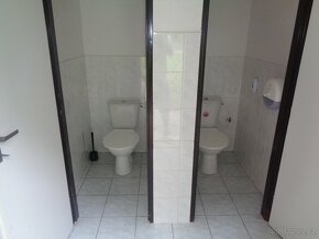 Dřevěné chatky k pronájmu - 18