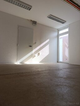 Obytný/ Kancelářský kontejner LORA 5x5m v.2,95m - 18
