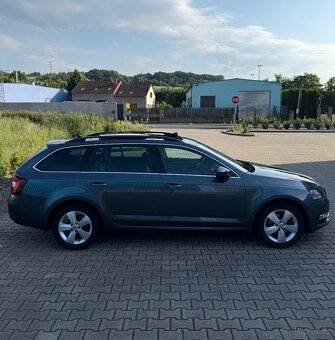 ŠKODA OCTAVIA  3 STYLE facelift Kombi benzin PANO DSG - 18