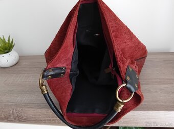 Genuine Leather Italy dámská velká hobo kabelka kožená - 18