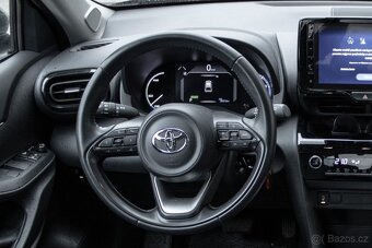 Toyota Yaris 1.5 Hybrid 115 e‑CVT - V záruce - 18