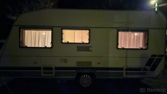 Karavan obytný přívěs Chateau Calista 450 - 18