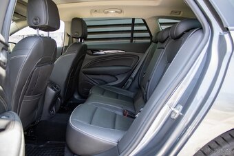 Opel Insignia 2.0 CDTI S S Innovation AT8 - 18