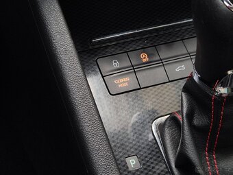 ŠKODA Octavia RS Challenge 2.0TDI 135kW DSG Combi 2016 ČR - 18