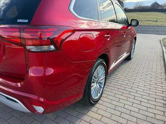 MITSUBISHI OUTLANDER 2.4 PHEV 165kW 4x4-2020-60.274KM- - 18