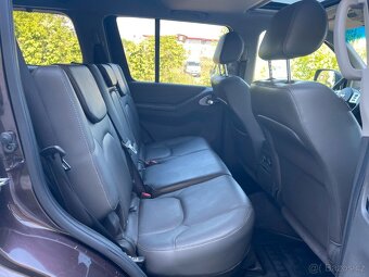 Nissan Pathfinder 3.0 dCi LE 170kw - 18