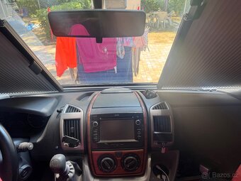Fiat Ducato Hymer Trump 654 sl - Vrchní a zadní spaní - 18