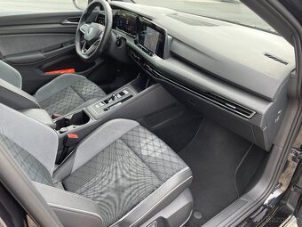 Volkswagen Golf VIII 2.0 TDi/110kW DSG R-Line - 18