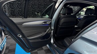 BMW 530d xDrive,G30,M paket,ČR,tažné zařízení,servis BMW - 18