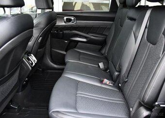 Kia Sorento 2.2CRDi BOSE PANORAMA 7MÍST - 18
