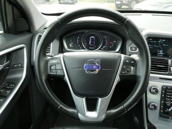 Volvo XC60 2.4 D4 140kW AWD Ocean Race,ČR,DPH - 18