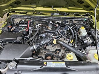 JEEP WRANGLER 3,8 V6 benzín UNLIMITED 4x4 - 18