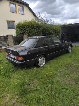 Mercedes w201 190e - 18
