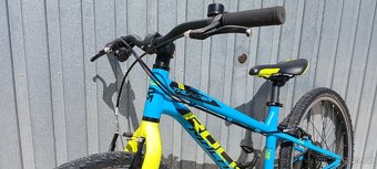 Rock Machine Thunder 24" - 18