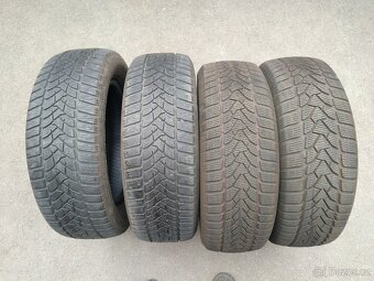 Prodám zimní gumy Dunlop + Uniroyal 205/60 R16 DOT 1624 - 18