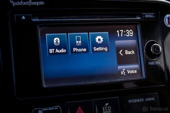 Mitsubishi Outlander 2.2DI-D 7-miestne Intense+ A/T - 18