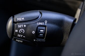 Peugeot 308 1.2 PureTech S&S 130 Allure - 18
