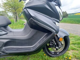 Suzuki Burgman 650i  ABS - 18