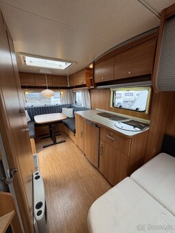 Knaus Sport 500 ~ Francouzská postel - 18