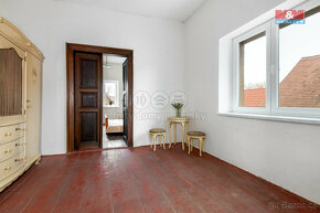 Prodej rodinného domu,352 m²,Dašice,ul. náměstí T.G.Masaryka - 18