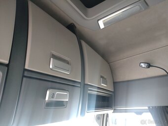 RENAULT T520 - EURO 6 C - DXi 13  HIGH - ZACHOVALÉ - 18