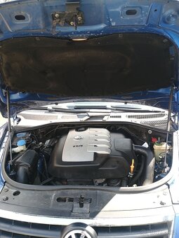 VW Tuareg 2.5TDI nová STK - 18